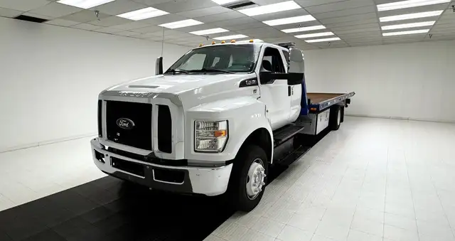 Ford F-650 F650 Super Duty 4x2 Supercab Rollback