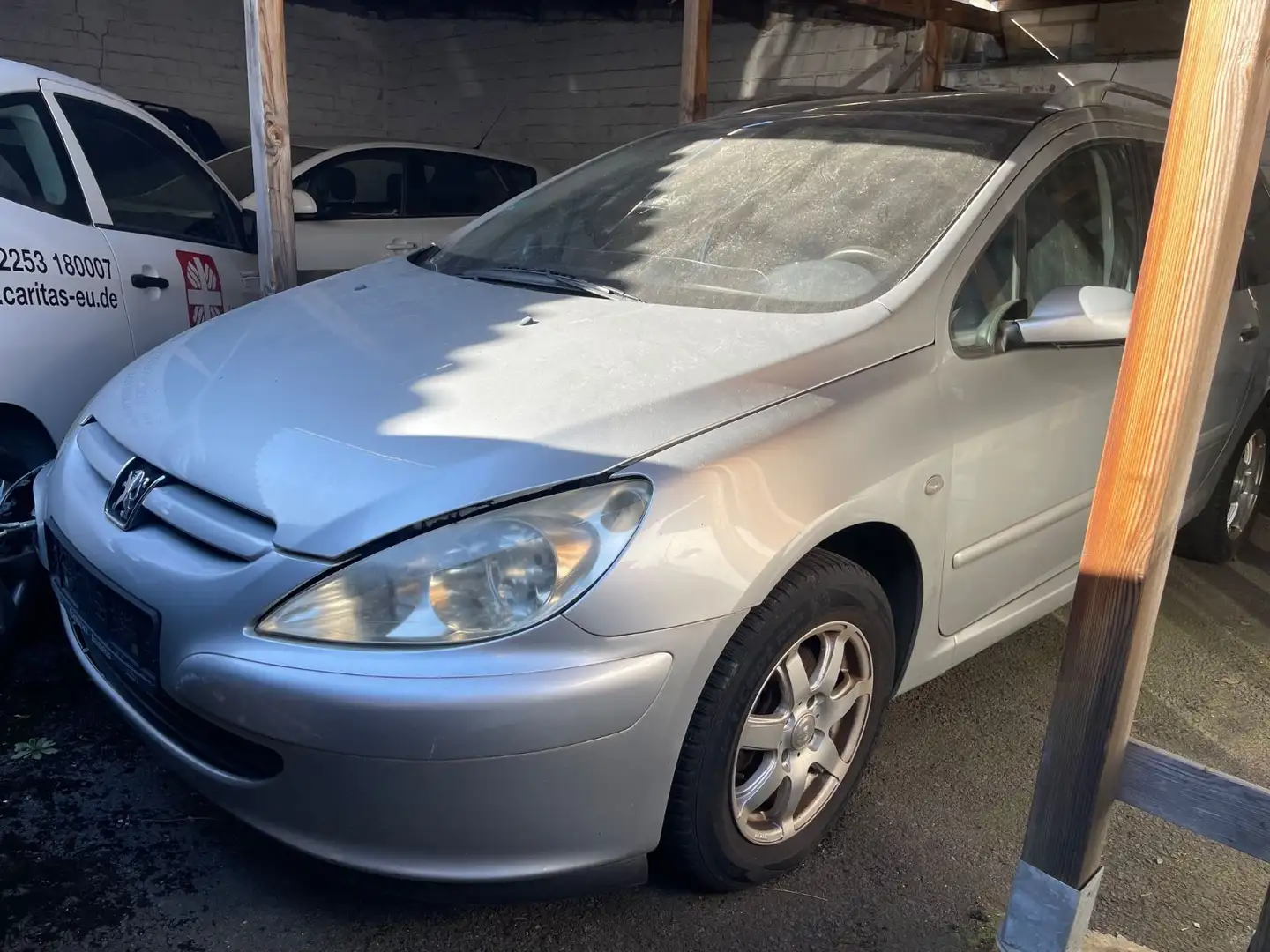 Peugeot 307 Break Grand Filou 110 Plateado - 1