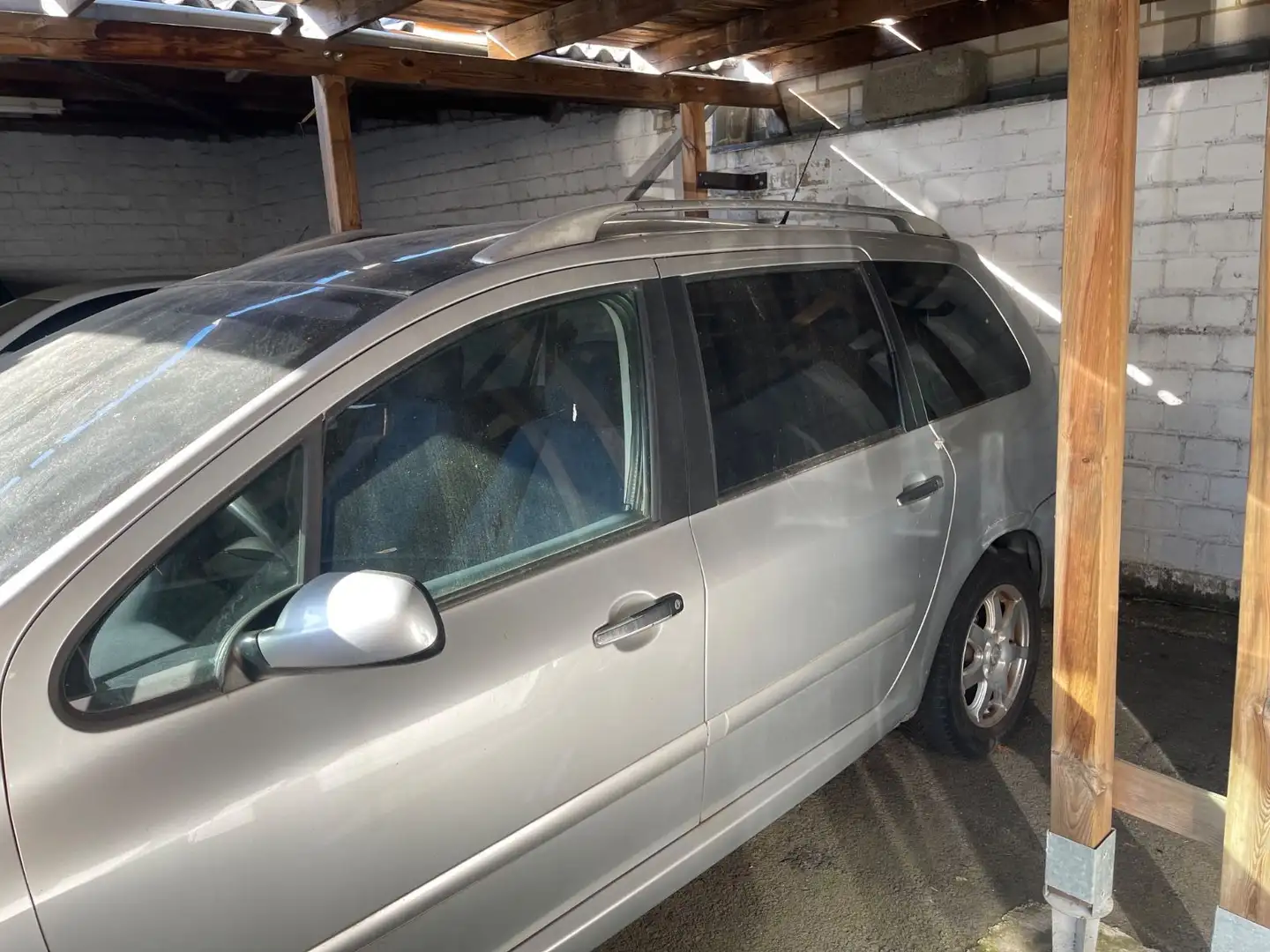 Peugeot 307 Break Grand Filou 110 Plateado - 2