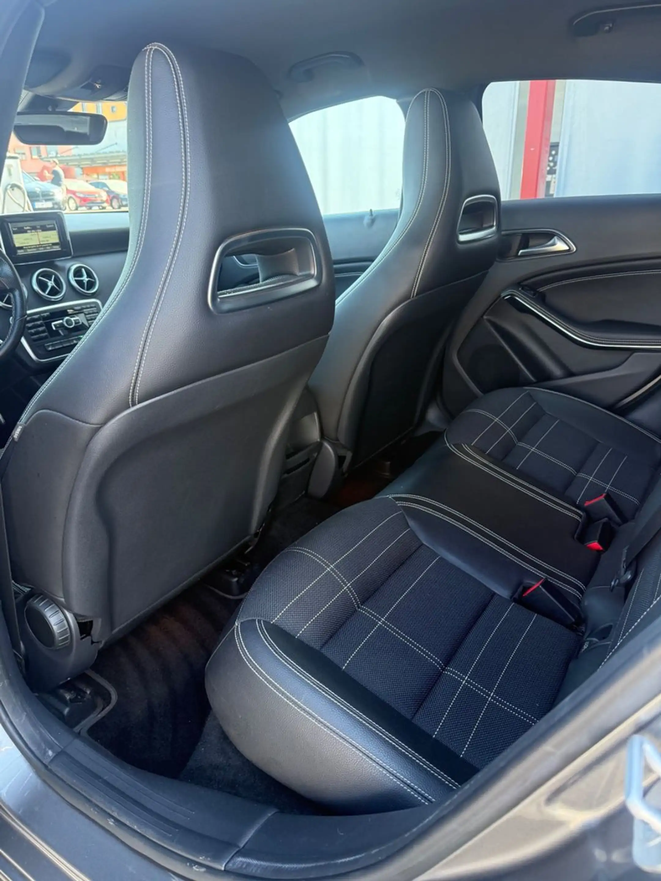 Mercedes-Benz A 200 A A 200 BlueEfficiency — photo 5