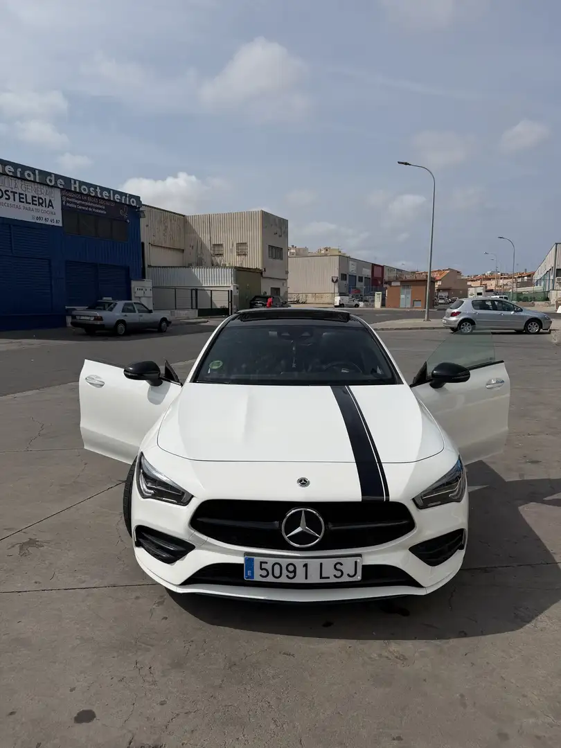 Mercedes-Benz CLA 200 7G-DCT - 1