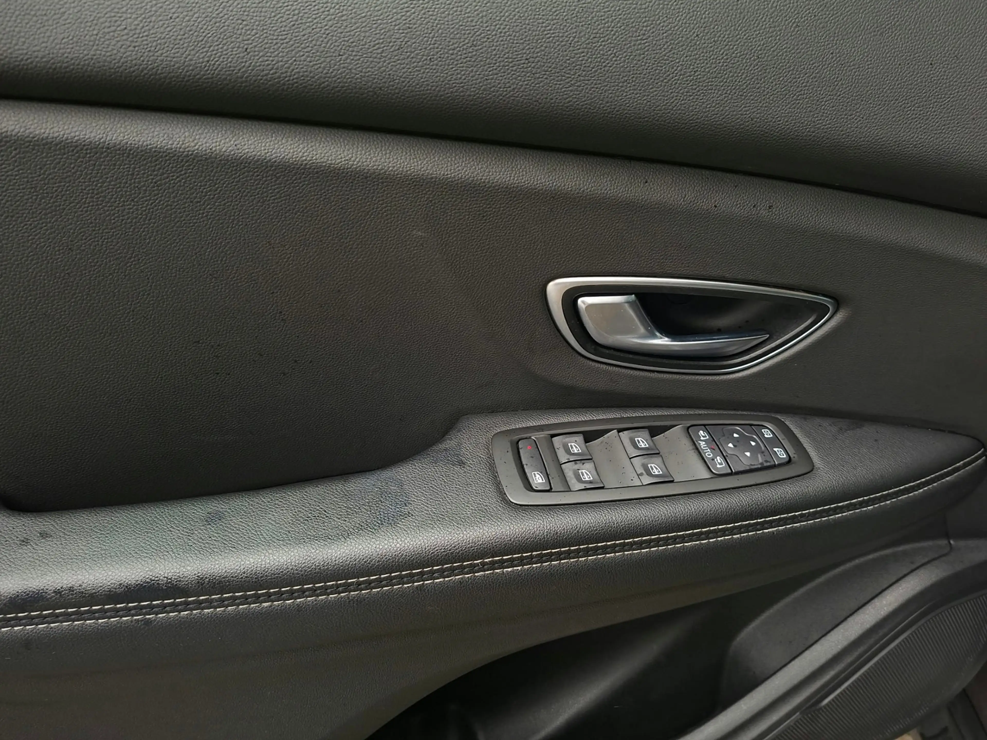 Renault Scenic IV 1.3 TCe "Limited" *1.HAND*SHZ:NAVI*PDC*KAMERA* — photo 18