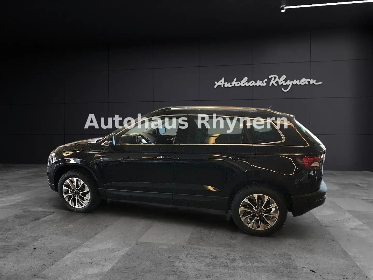 Skoda Karoq 2.0 TDI 110kW 4x4 DSG Clever Schwarz - 2