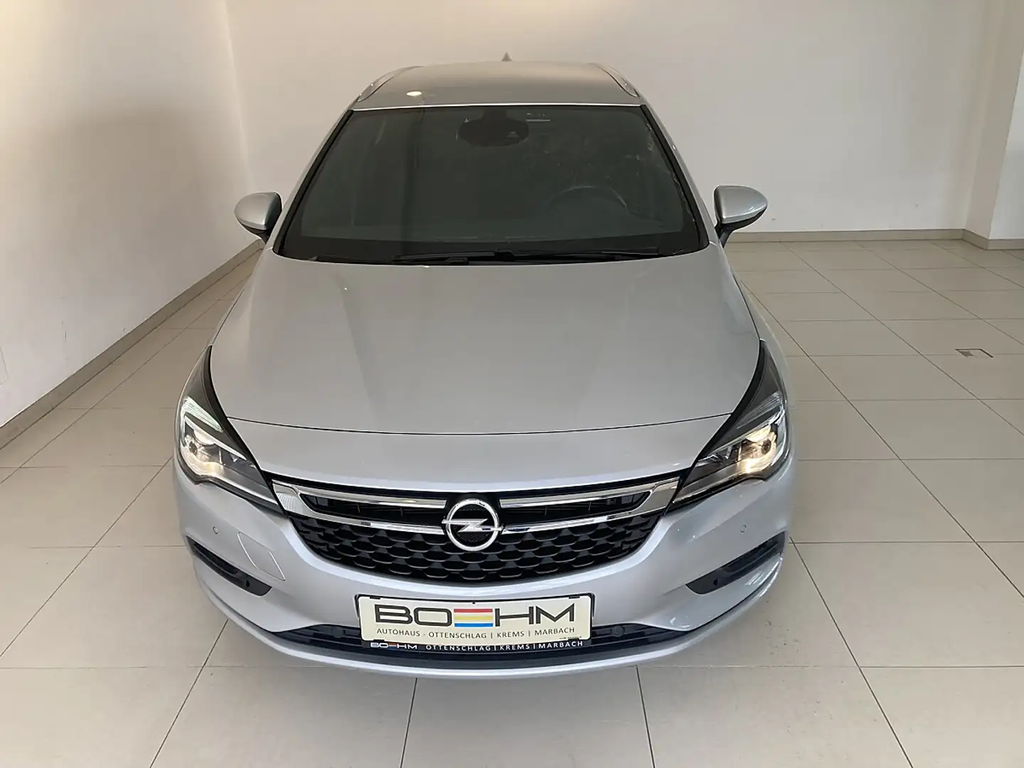 Opel Astra Kombi T.Benziner Dynamic-Ausstattung Silber - 2