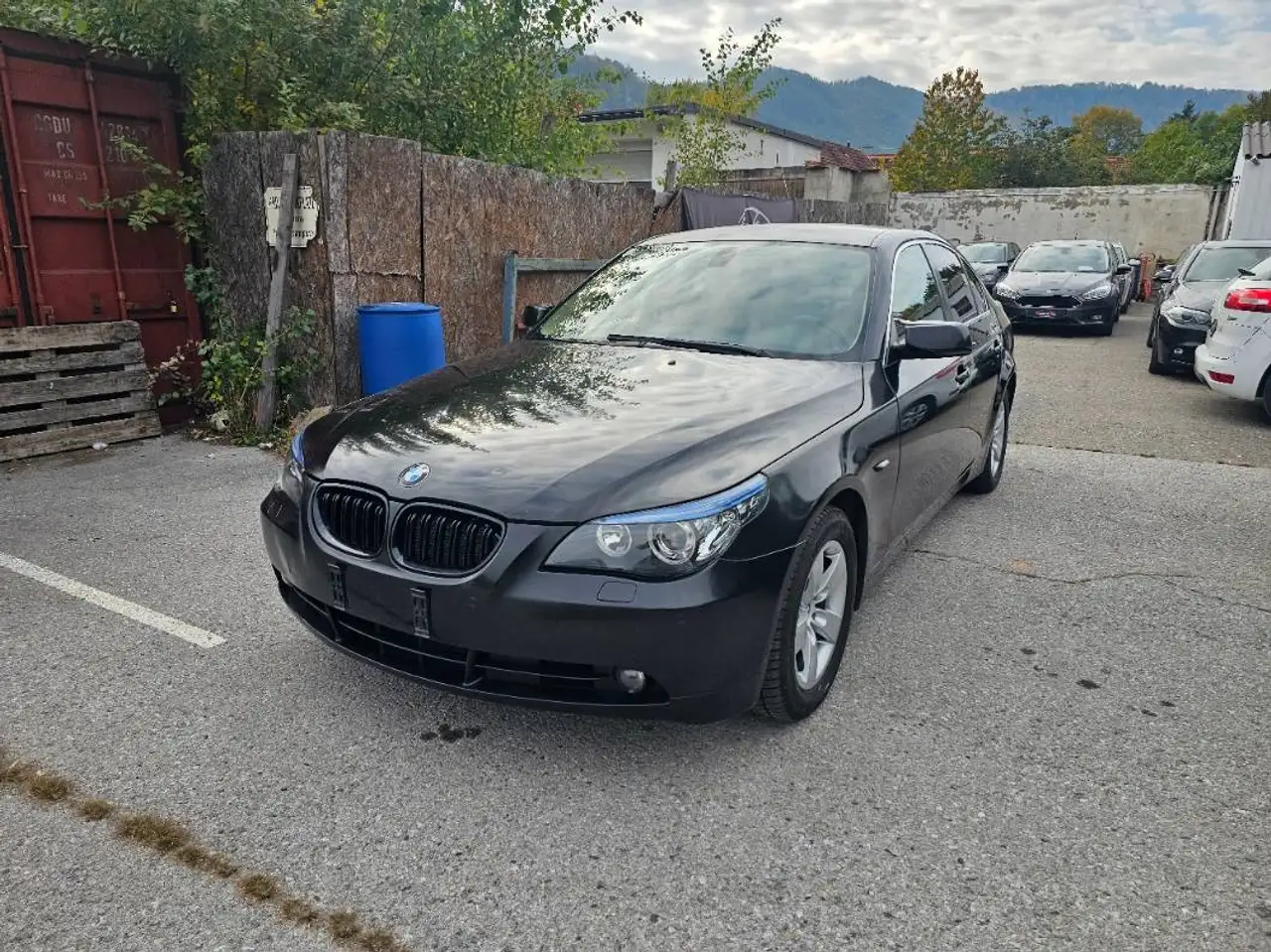 BMW 530