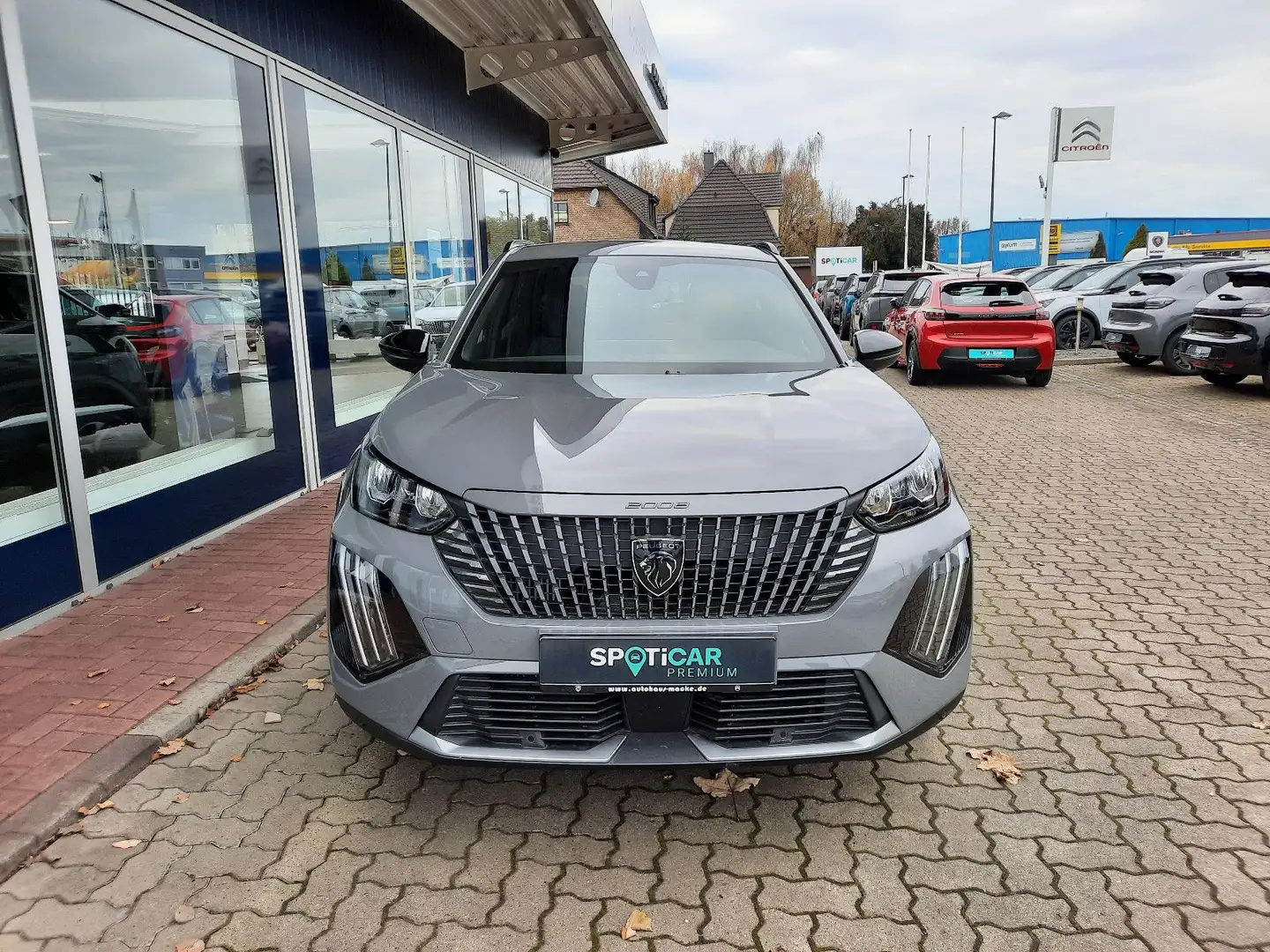 Peugeot 2008 Allure eDSC NAVI SH GRA GJR Grau - 1