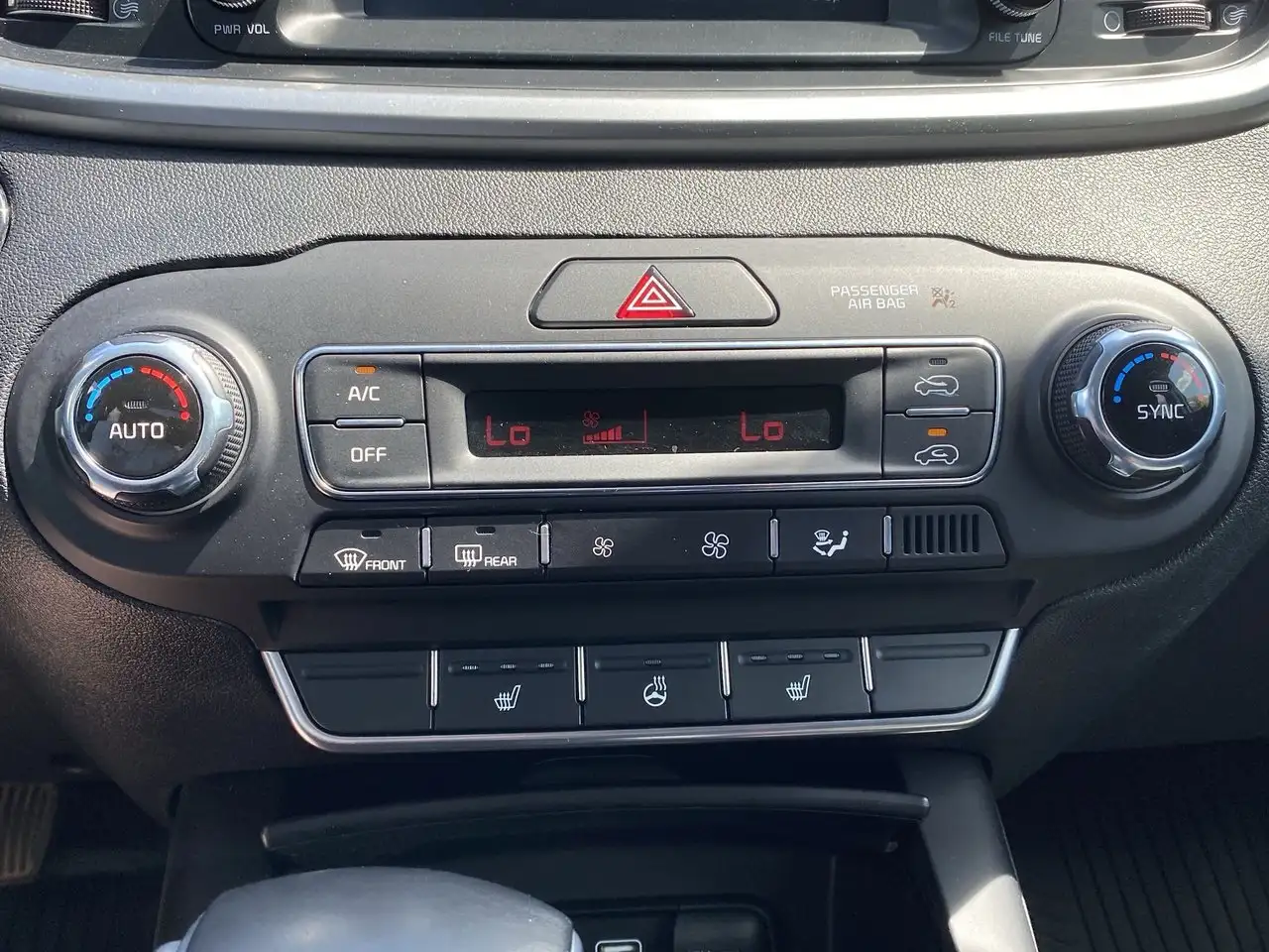 Kia Sorento снимка Kia Sorento