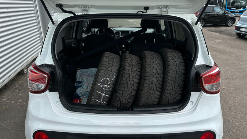 Hyundai i10 1.HAND/NAVI/SHZ/PDC/LHZ/CLIM.AT/GARANT/8FACH — photo 5