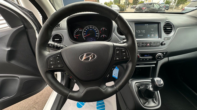 Hyundai i10 1.HAND/NAVI/SHZ/PDC/LHZ/CLIM.AT/GARANT/8FACH — photo 10
