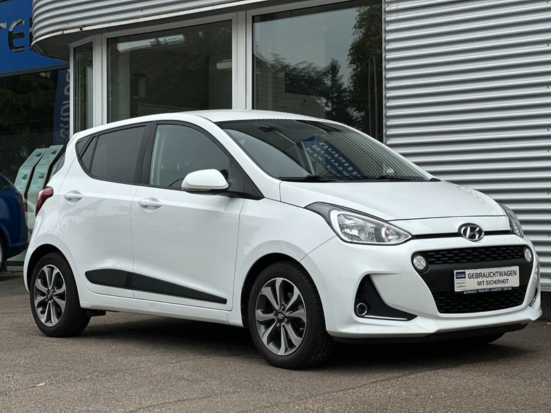 Hyundai i10 1.HAND/NAVI/SHZ/PDC/LHZ/CLIM.AT/GARANT/8FACH — photo 2