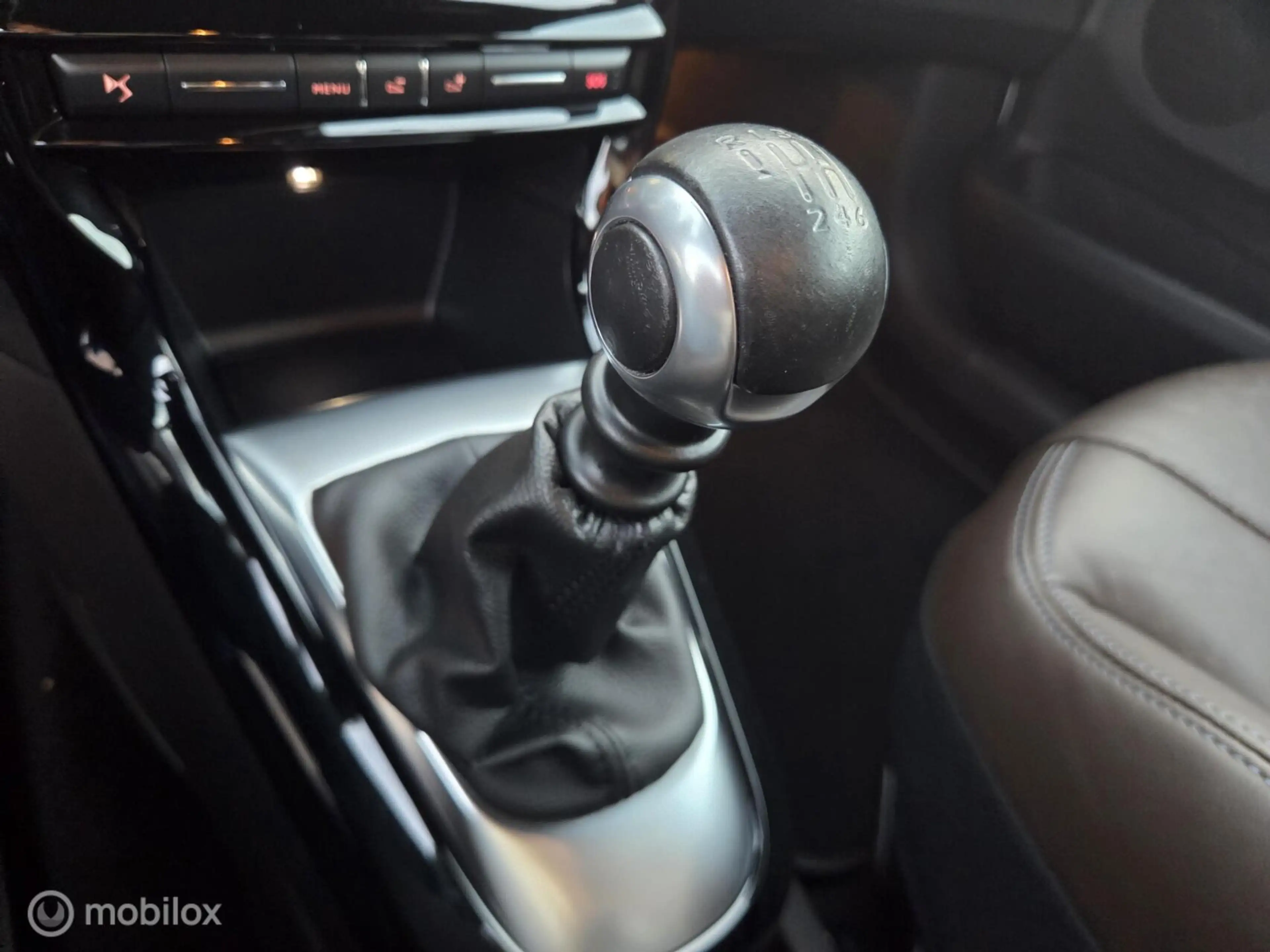 DS Automobiles DS 3 1.2 PureTech Sport Chic Camera/Nav/Leder/Xenon — photo 15
