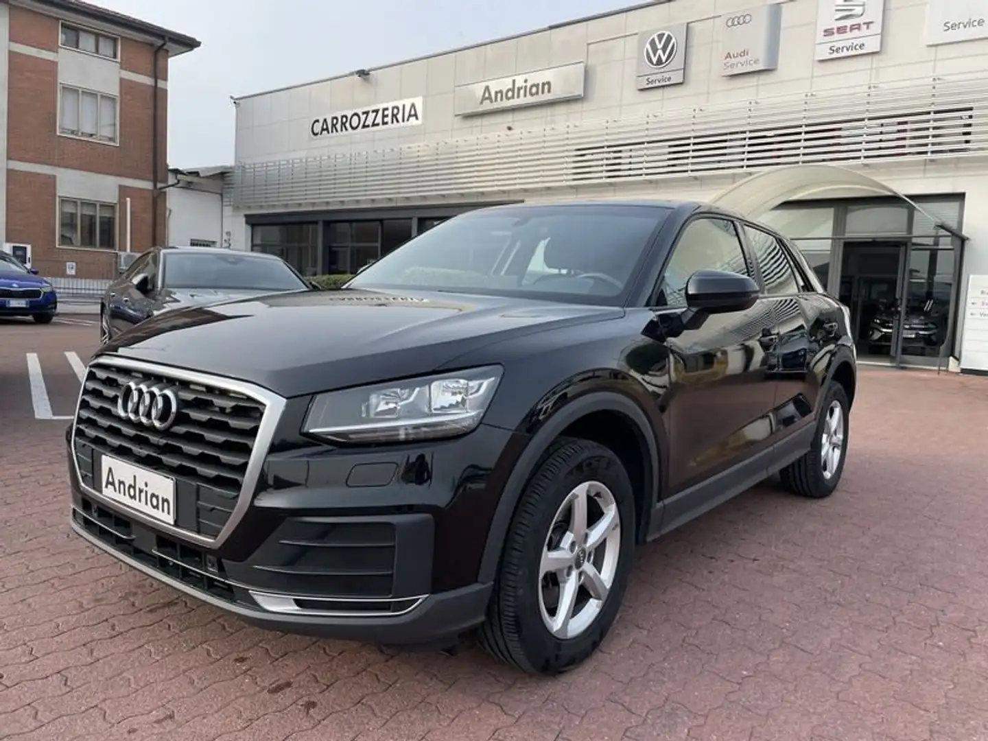 Audi Q2 1.6 TDI S tronic Business Nero - 2