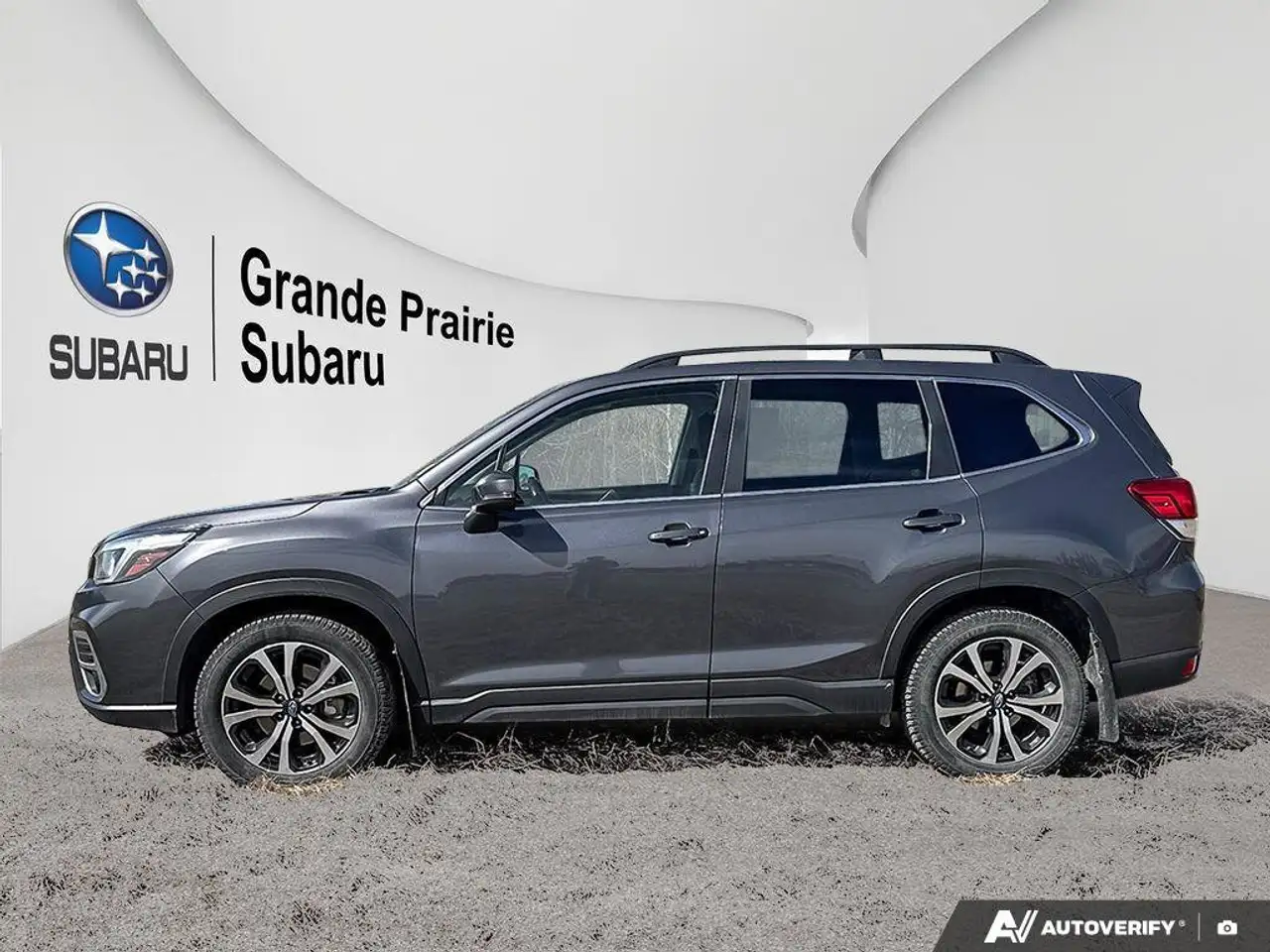 Subaru Forester снимка Subaru Forester
