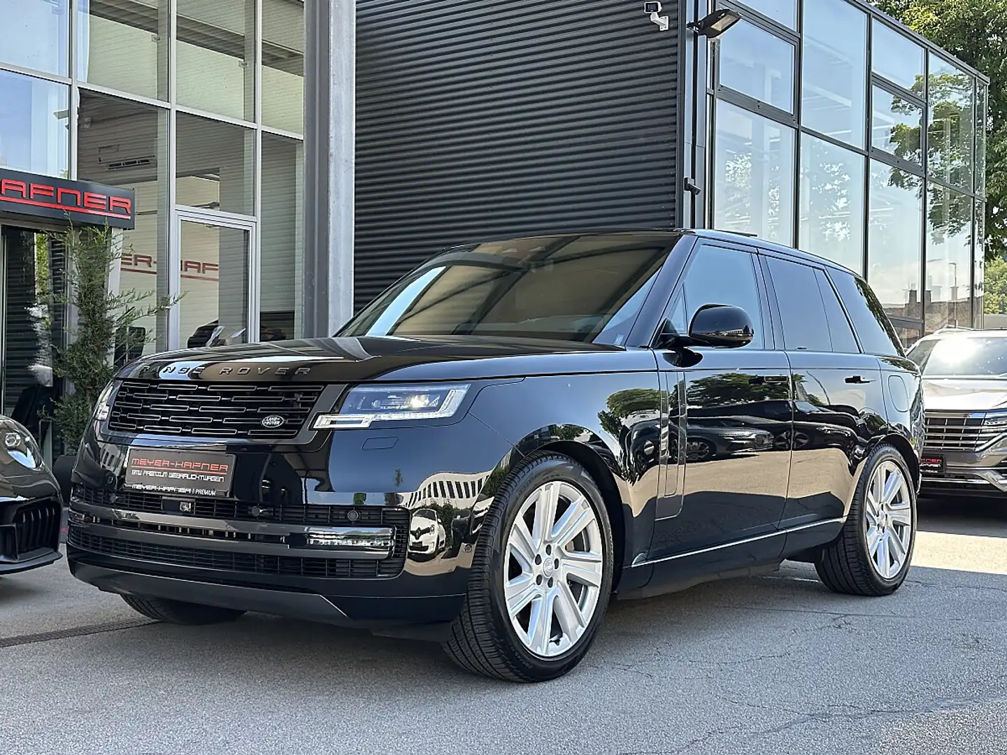 Land Rover Range Rover P460e PHEV AWD Autobiography Aut. / AHK / Pano ... Schwarz - 2