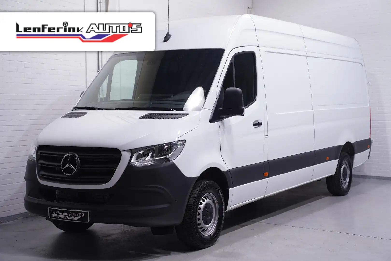 Mercedes-Benz Sprinter 317 CDI 170 pk L3H2 Airco, Camera MBux Audio Apple Blanc - 1