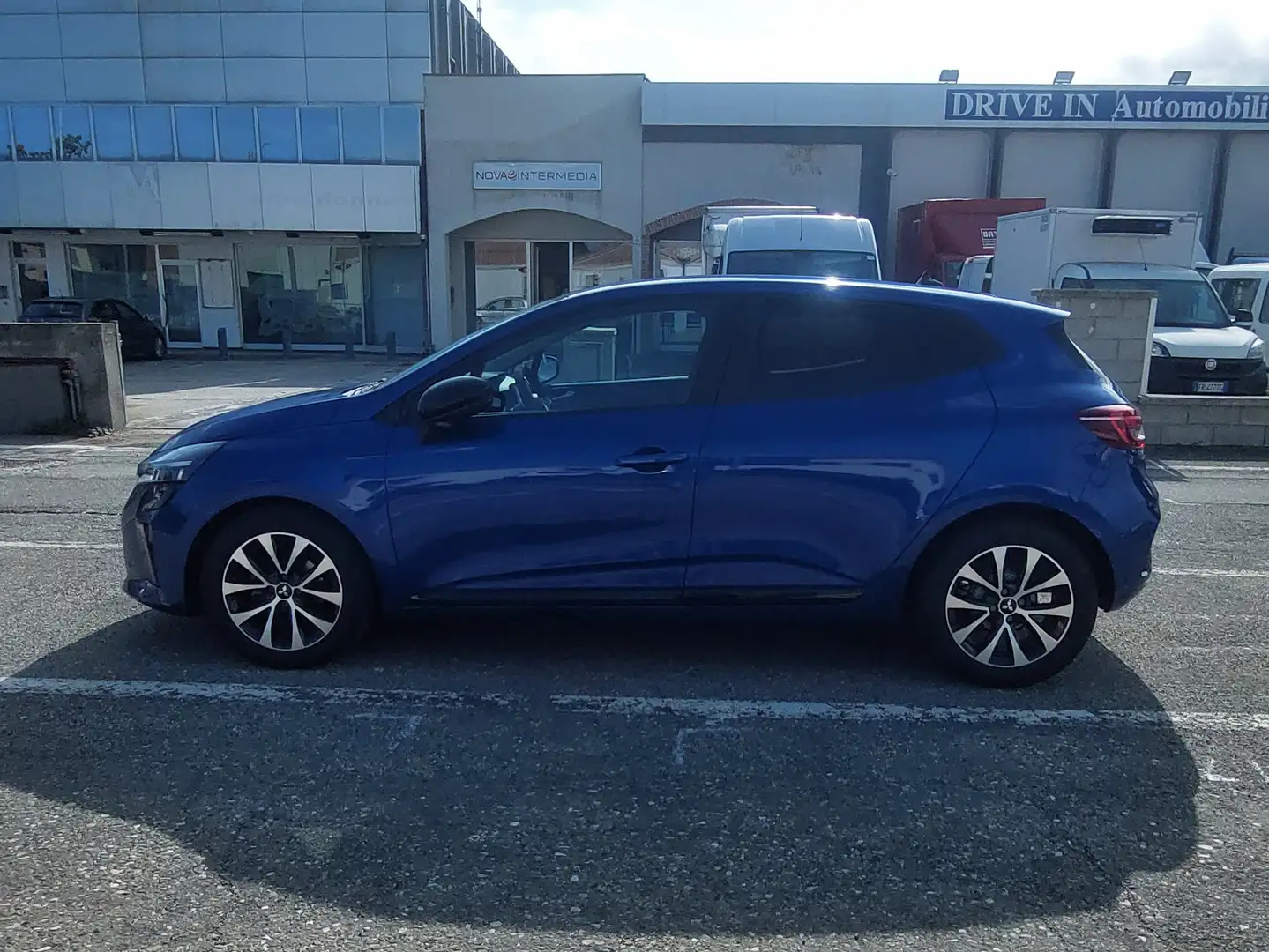 Mitsubishi Colt Colt IX 2024 1.0 turbo Invite Blau - 2