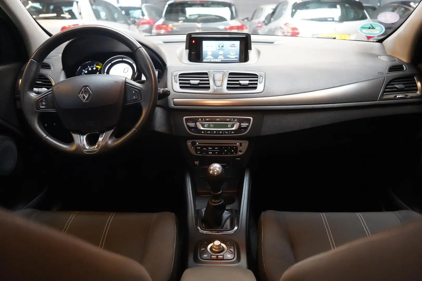 Renault Megane 1.2 TCe Authentique | NAVI | CRUISE | AIRCO | PDC Zwart - 2