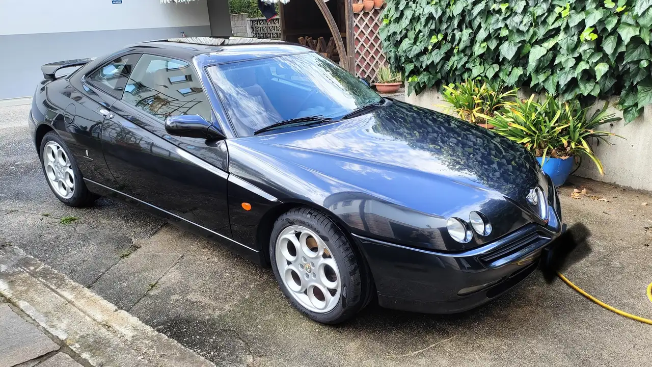 Alfa Romeo GTV