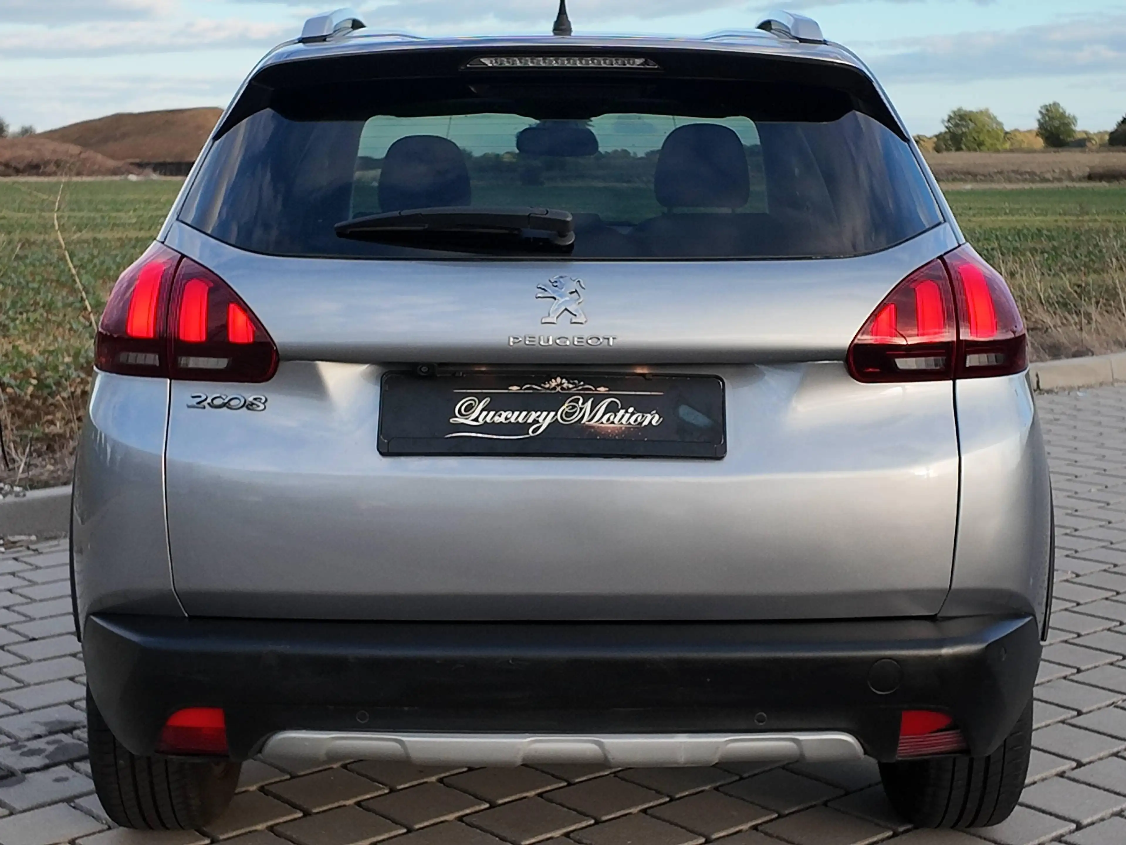 Peugeot 2008 2008 PureTech 130 Stop — photo 7
