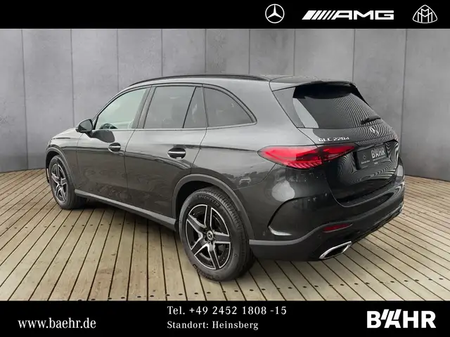 Mercedes-Benz GLC view 3