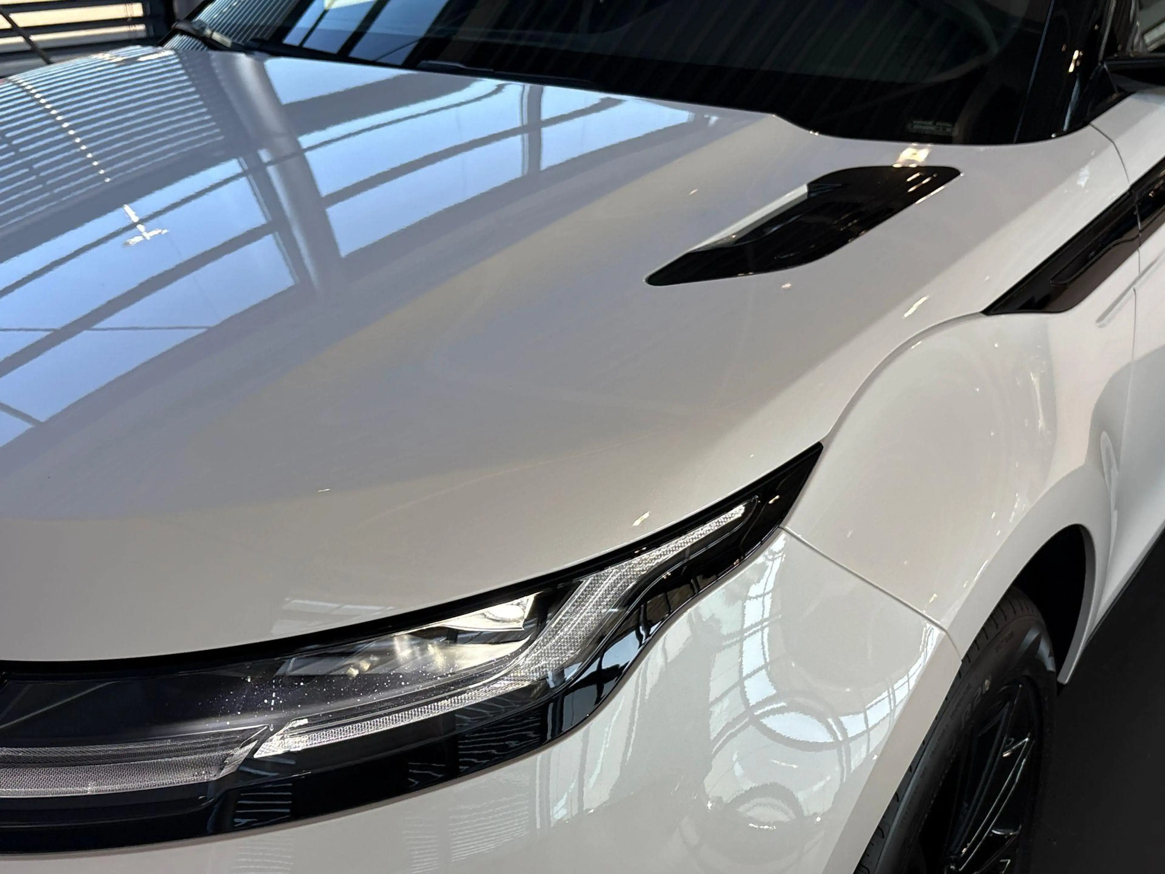 Land Rover Range Rover Evoque P270e AWD DYNAMIC SE -PANO.DAK|20"LM|BLACK PACK|CO — photo 22