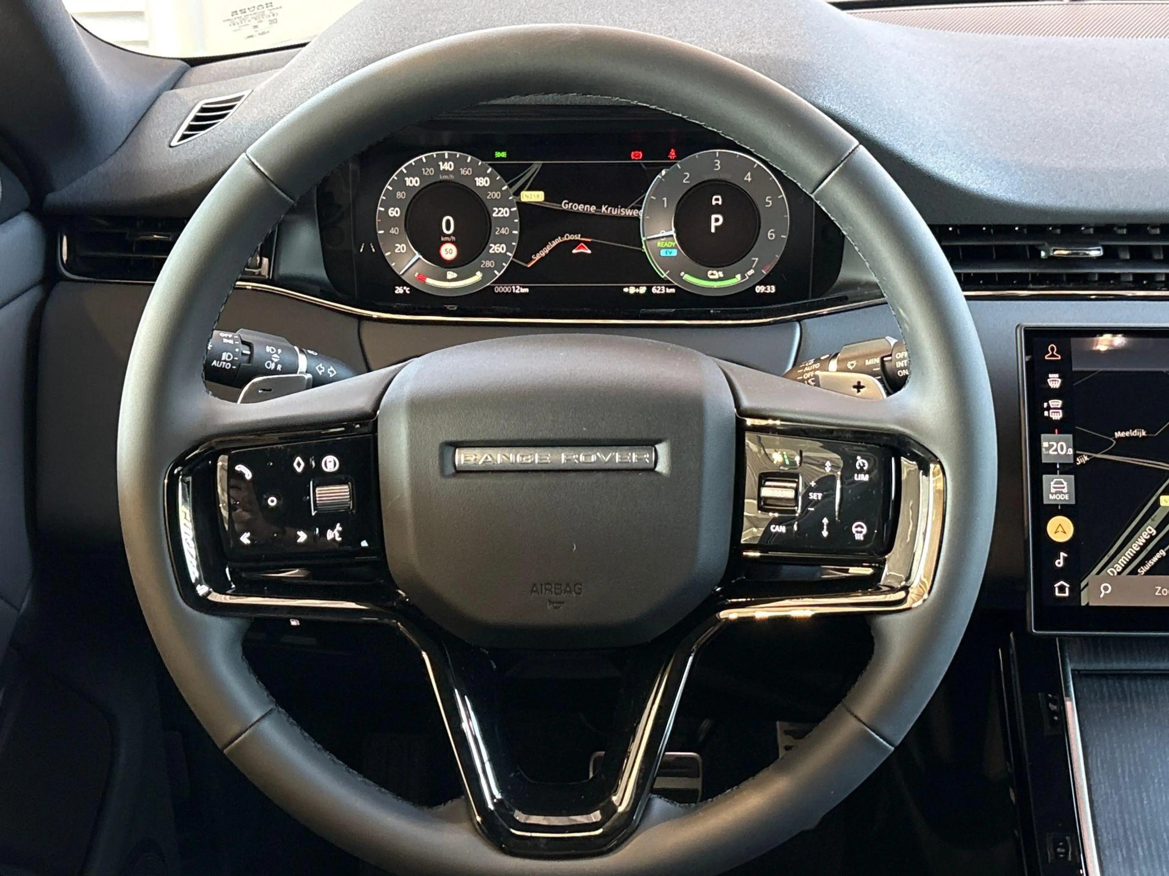Land Rover Range Rover Evoque P270e AWD DYNAMIC SE -PANO.DAK|20"LM|BLACK PACK|CO — photo 17