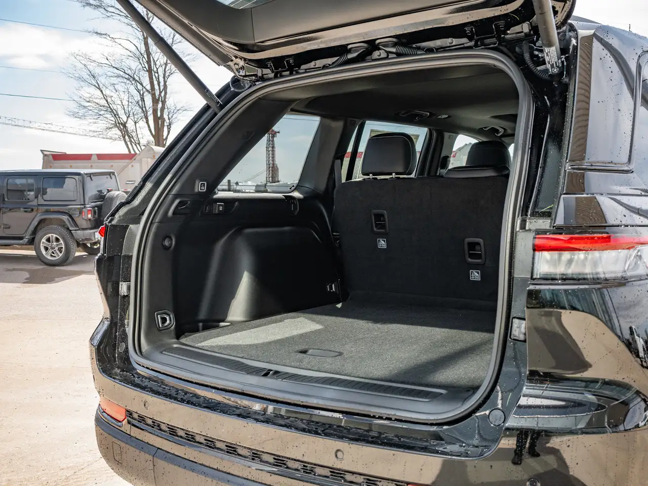 Jeep Grand Cherokee снимка Jeep Grand Cherokee