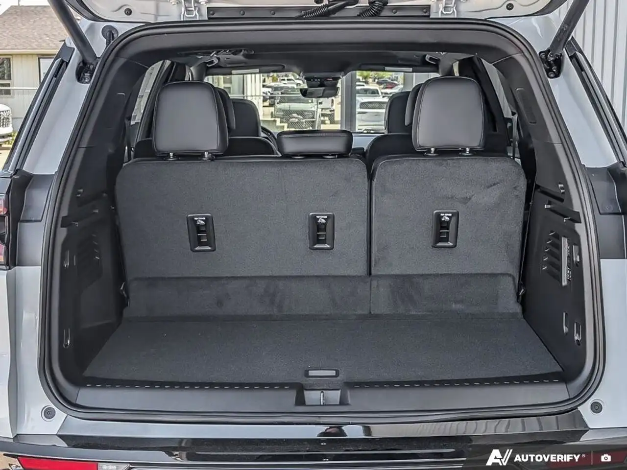 GMC Acadia снимка GMC Acadia