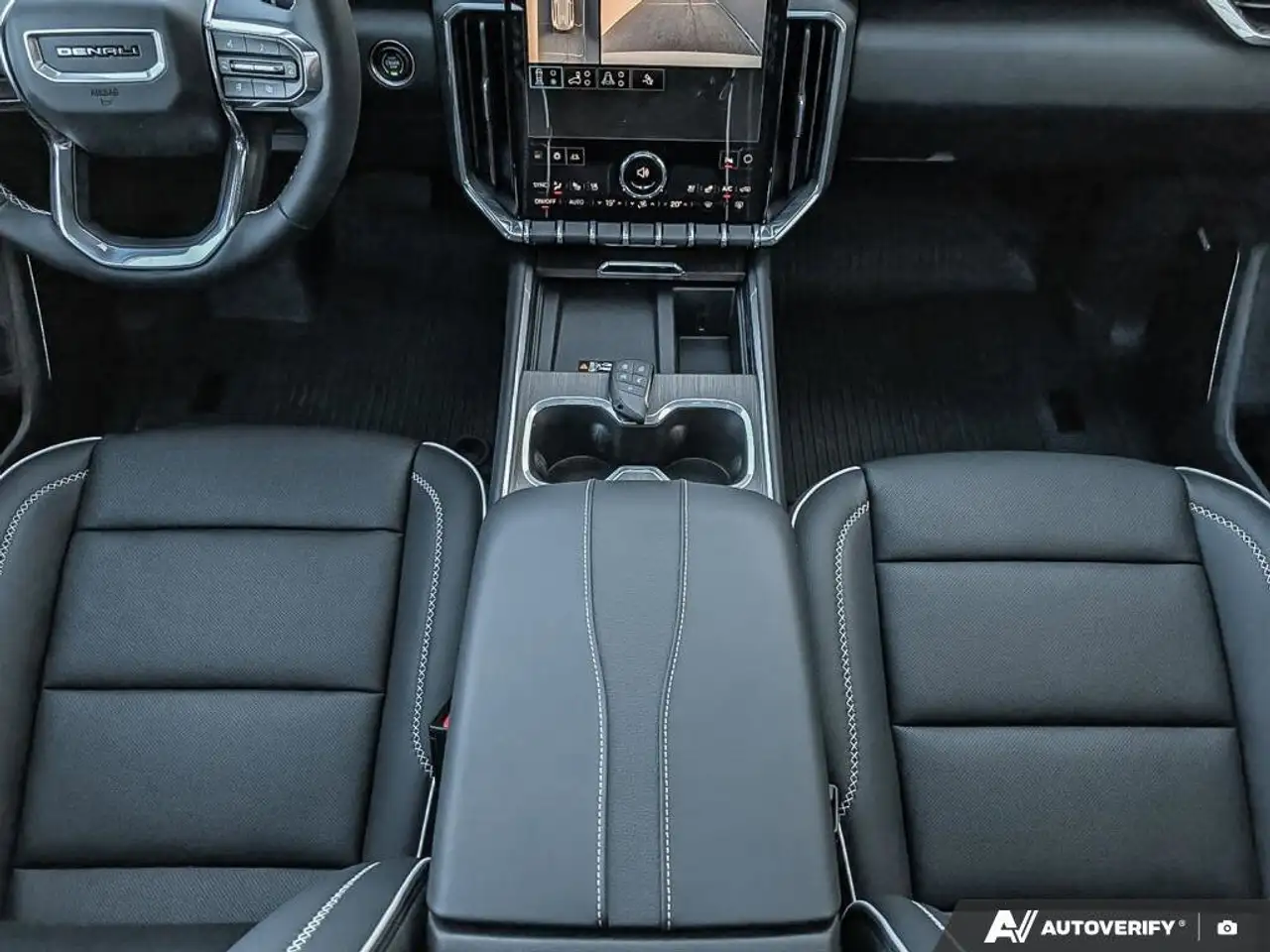 GMC Acadia снимка GMC Acadia