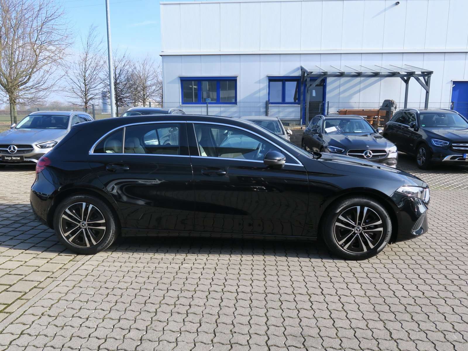 Mercedes-Benz A 200