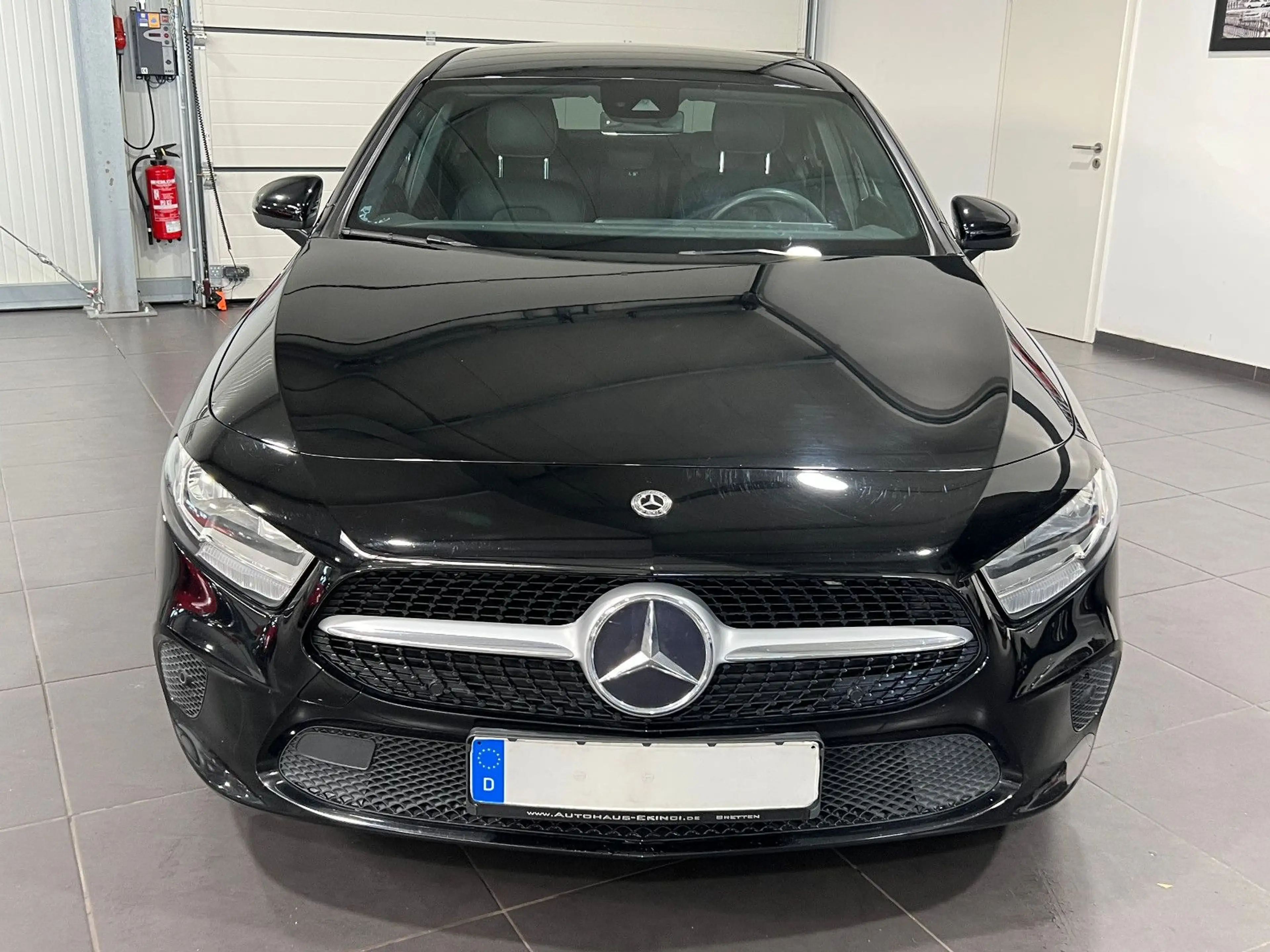 Mercedes-Benz A 180 d Limousine **Navi*SHZ*PDC*Tempomat** — photo 10