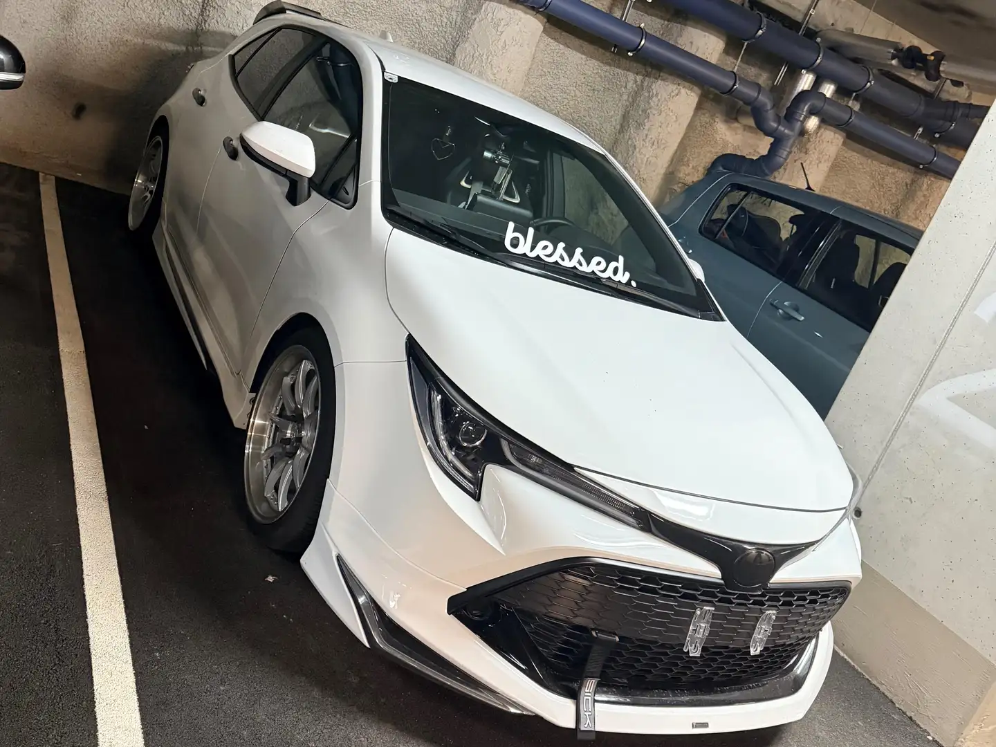 Toyota Corolla Corolla Kombi 1,2 Turbo City City Weiß - 1