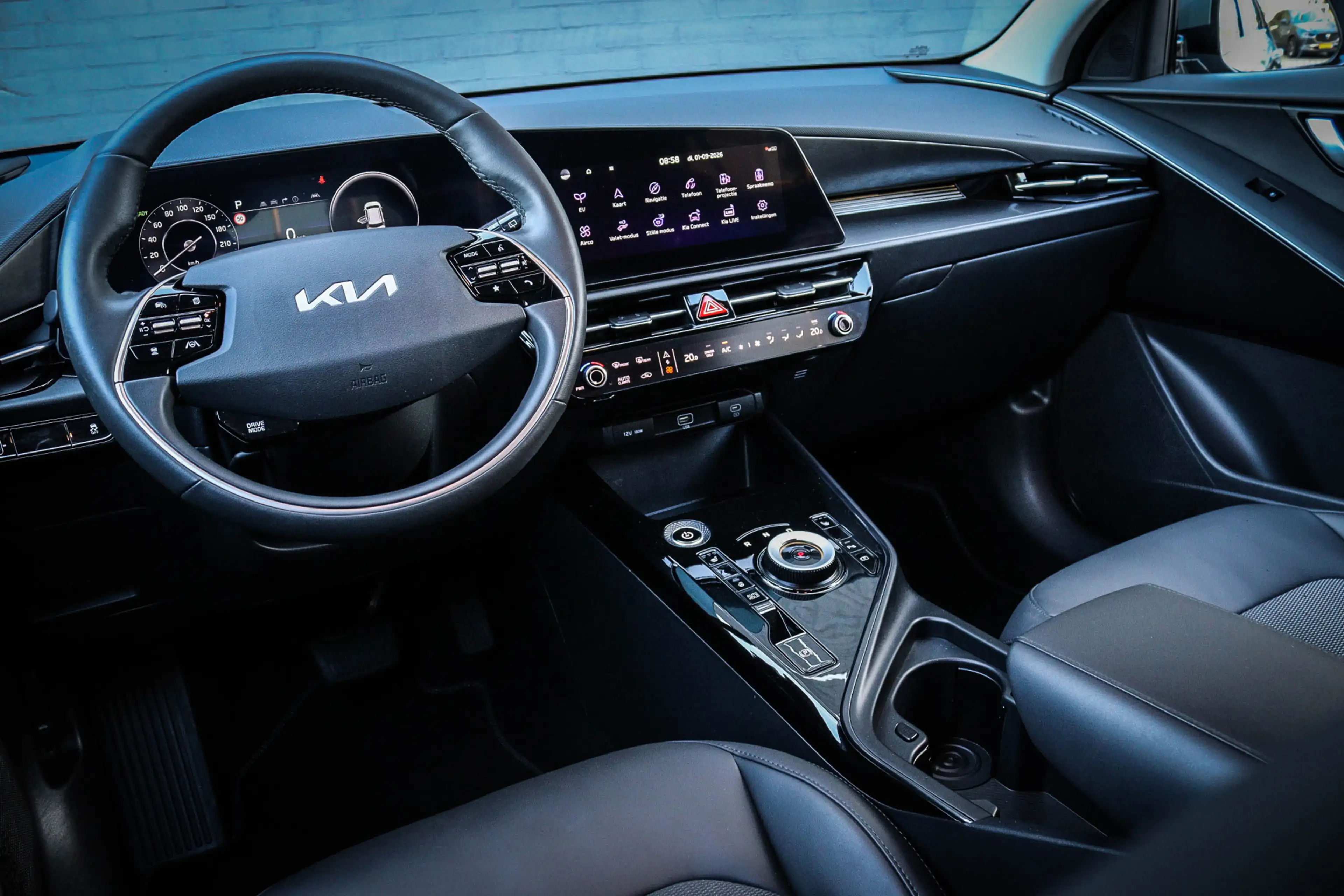 Kia e-Niro EV Light Advanced 64.8 kWh Net binnen-Nu al te bez — photo 4