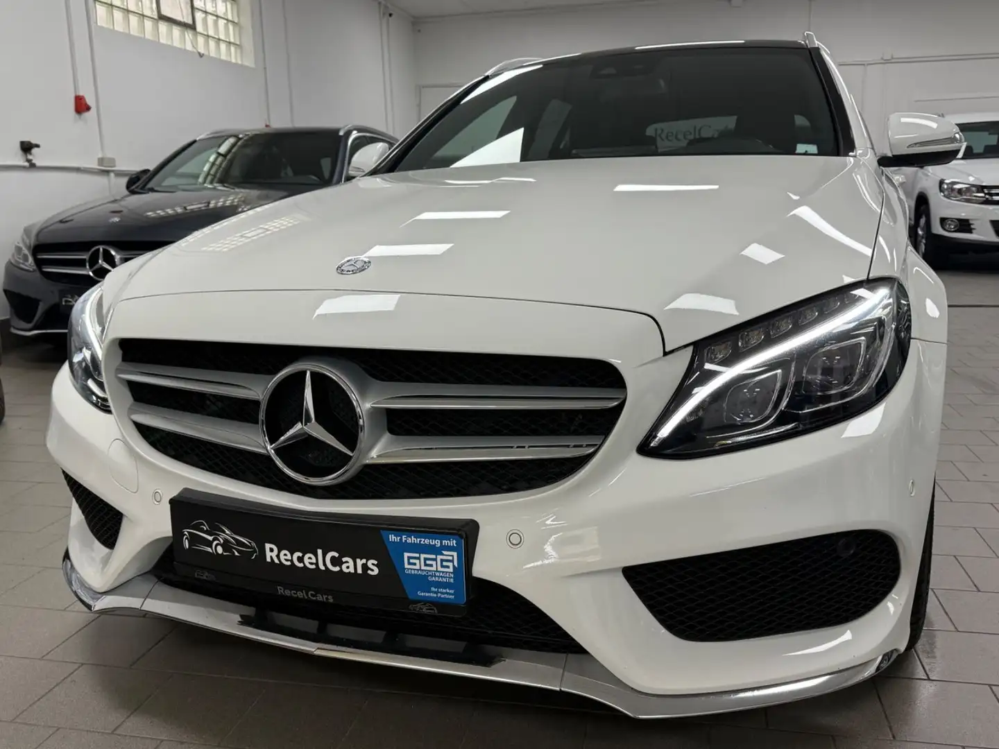 Mercedes-Benz C 250 T BlueTec*AMG LINE*PANO*LED*AHK*LEDER*SHZ* Blanc - 1