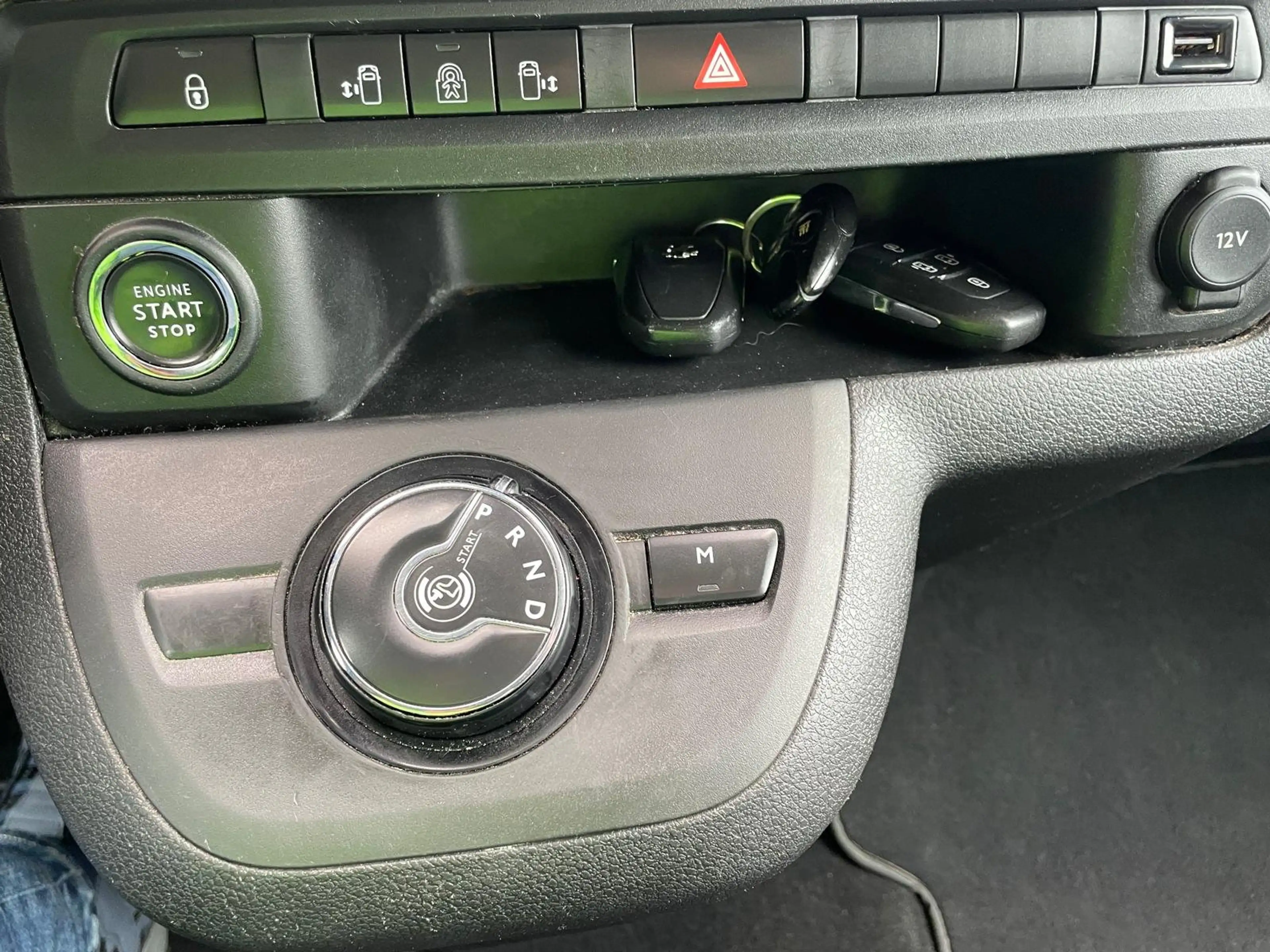 Peugeot Traveller Traveller Business VIP L2 BlueHDI 180 S — photo 13