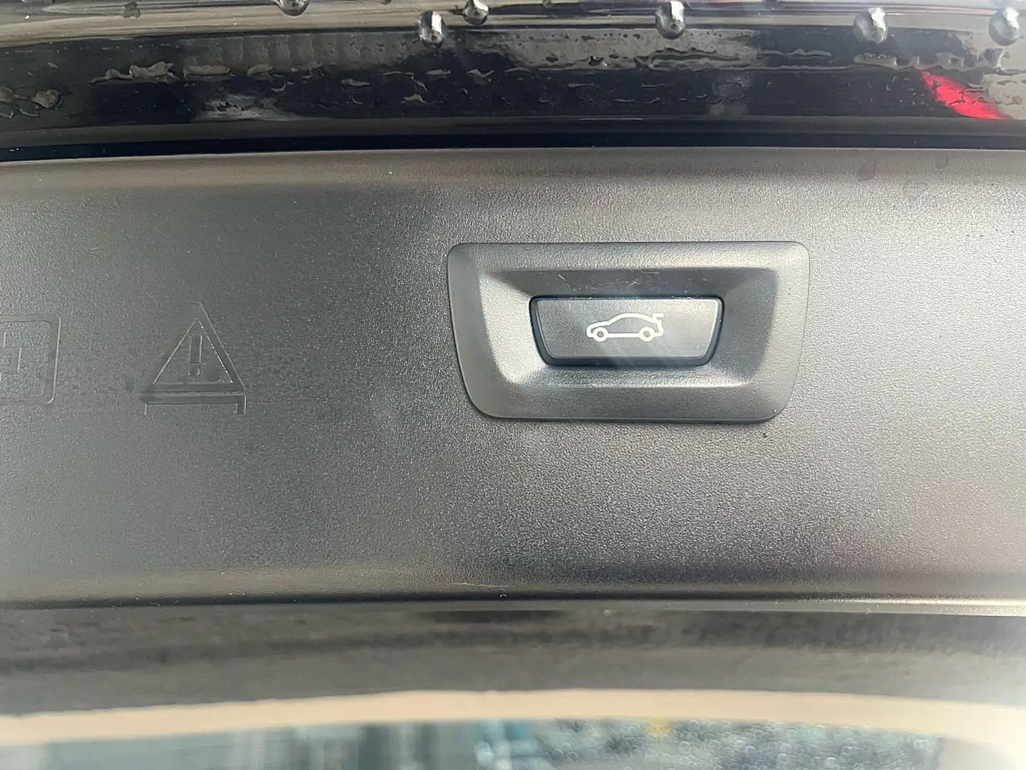 BMW 530 d xDrive Österreich-Paket Touring Aut. Schwarz - 2