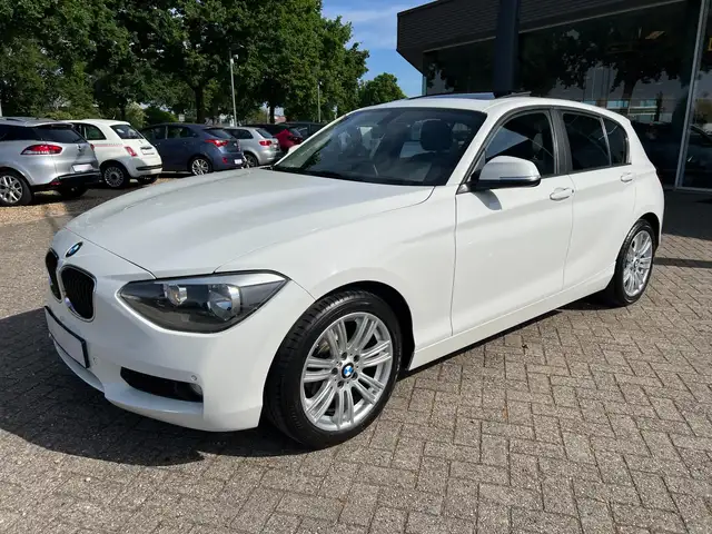 BMW 116 1-serie 116i Business+ Automaat, Navi, Trekhaak, L