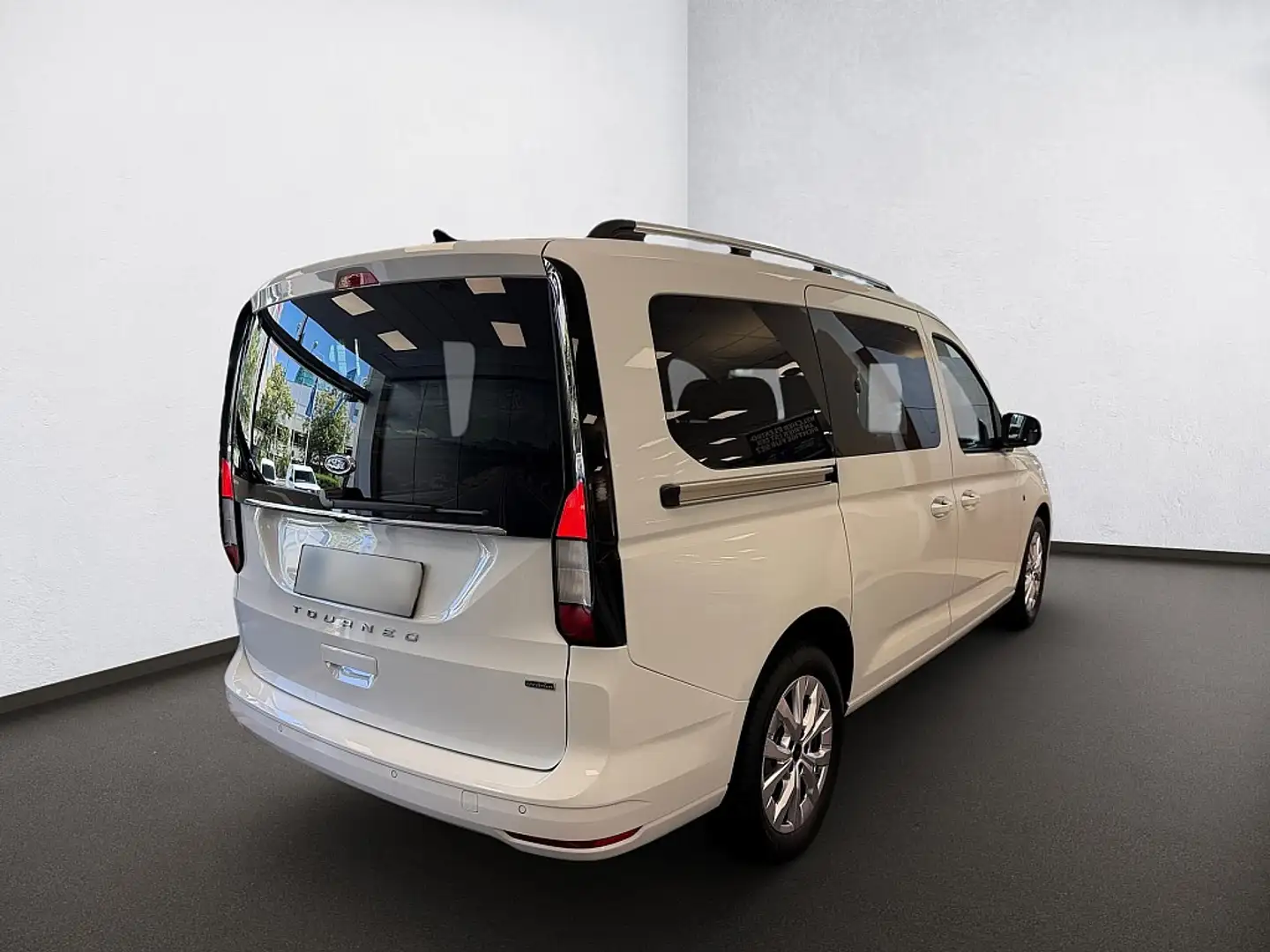 Ford Grand Tourneo Connect 1,5 EcoBoost PHEV L2 Titanium Weiß - 2