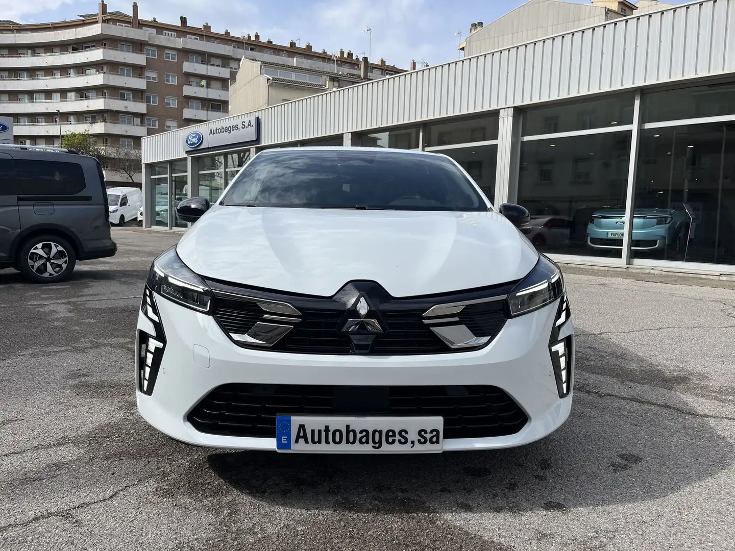 Mitsubishi Colt 100T Kaiteki Blanco - 2