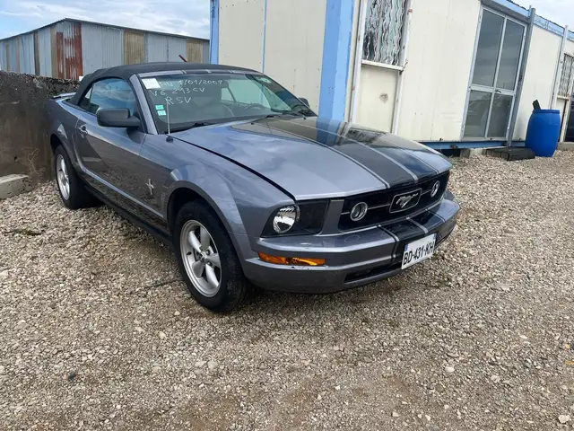 Ford Mustang Mustang 4.0 V6 214 Cabriolet / BD431