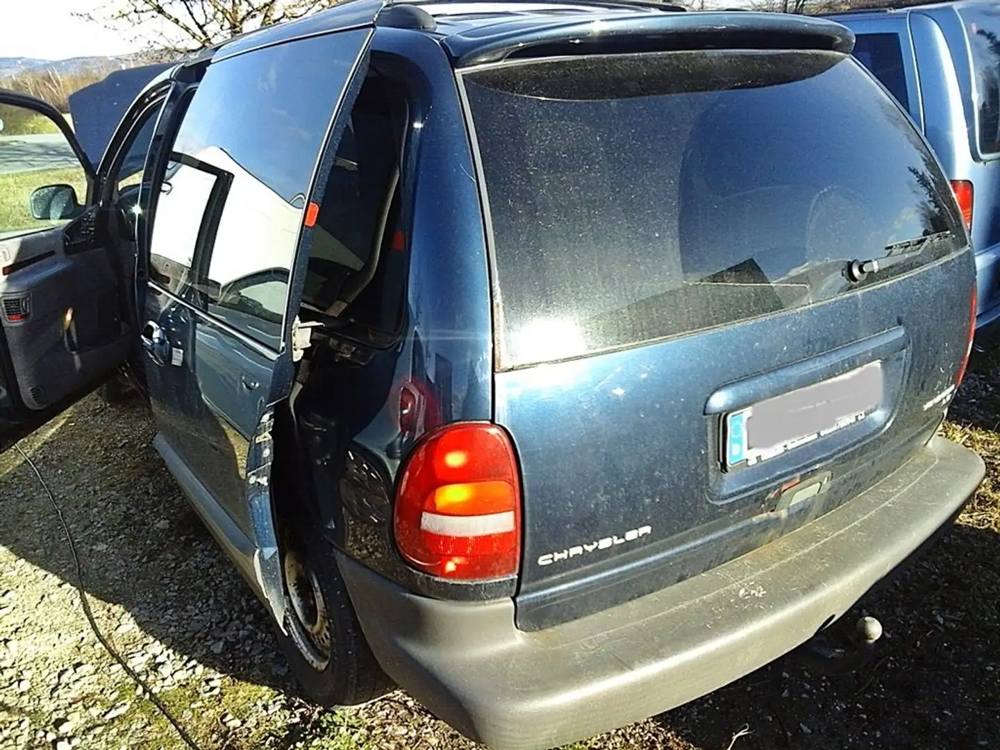 Chrysler Voyager LE/ 6 Sitzer/ met+Klima+2 Schiebetüren/o.TÜV Azul - 2