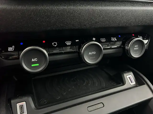Citroen C4 view 12