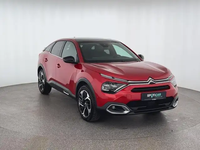 Citroen C4 view 3