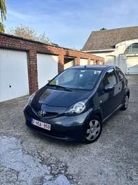 1.0i VVT-i