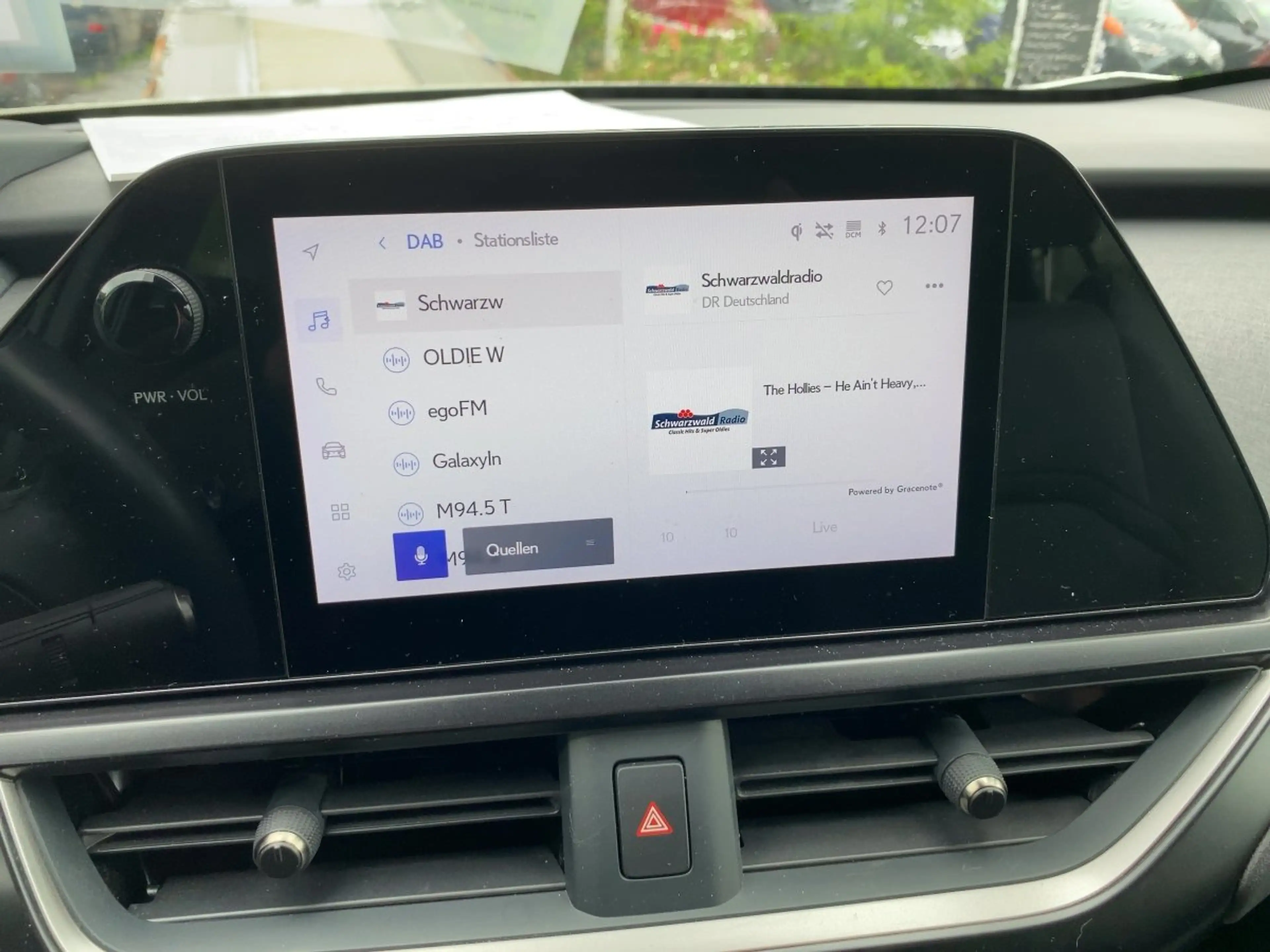 Lexus UX 250h UX 250 h Style Edition guter Crossover — photo 15