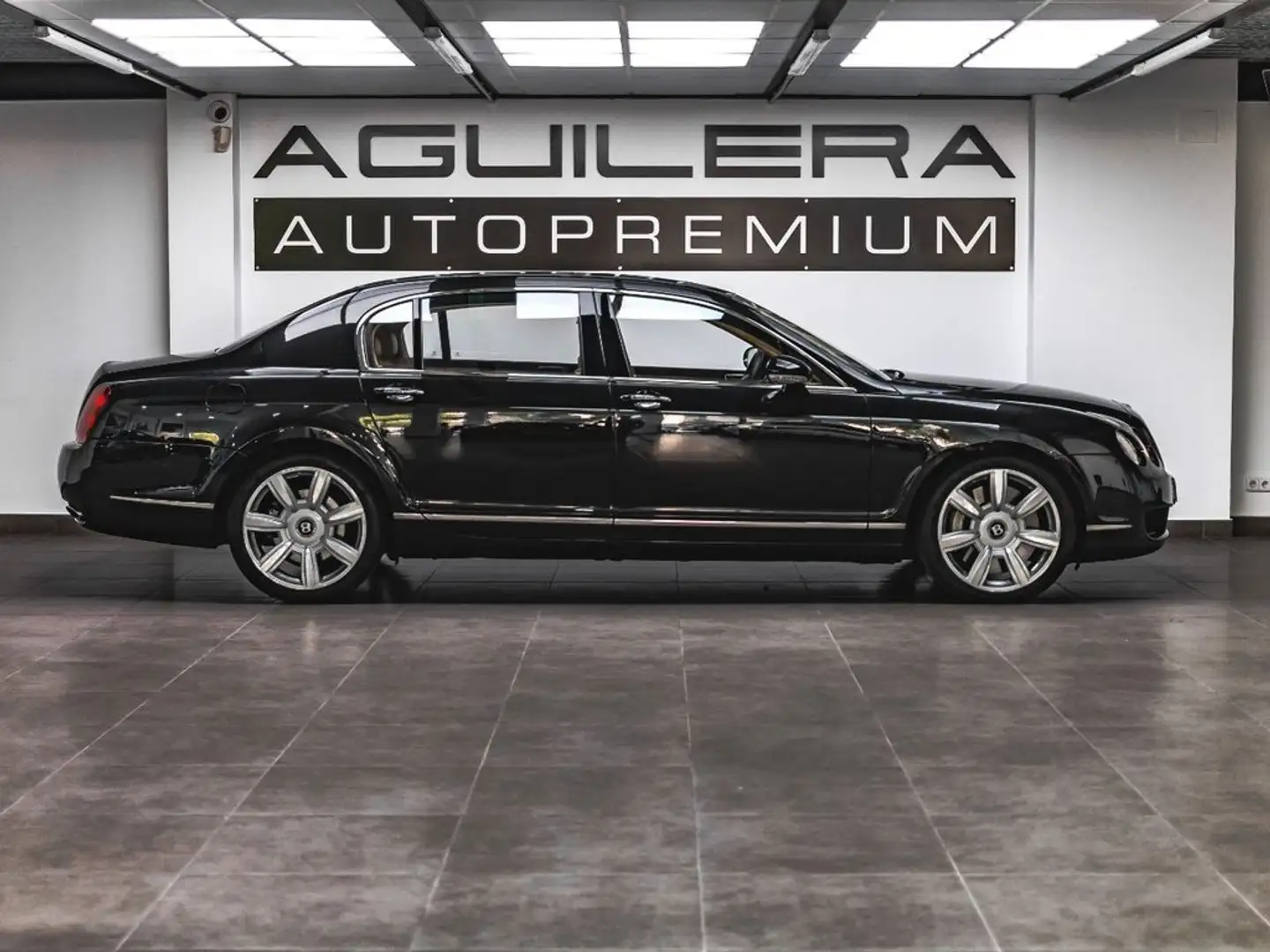 Bentley Continental GT 6.0 Noir - 2