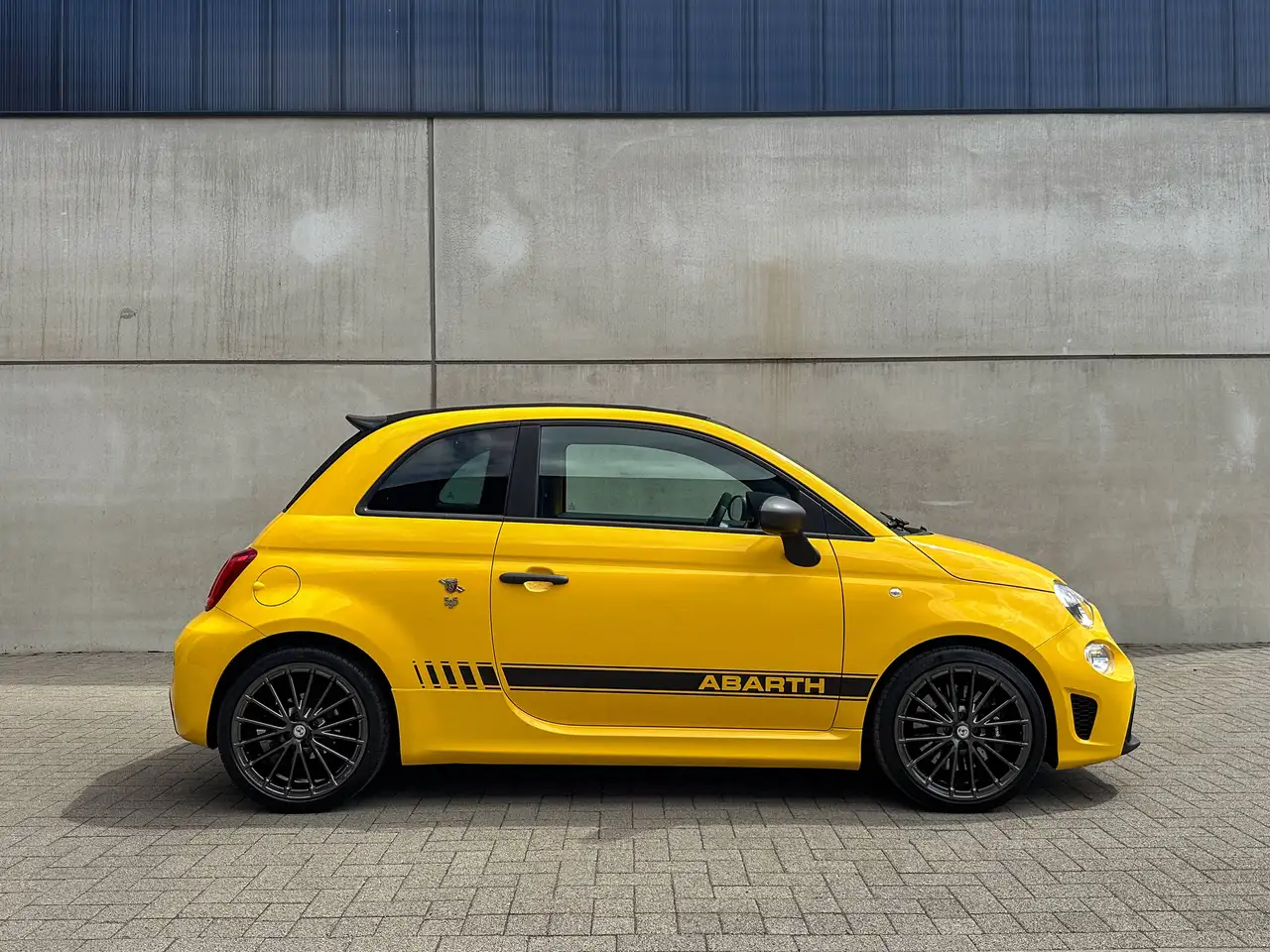 Abarth 595C 2021