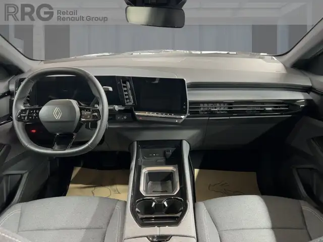 Renault Austral view 10