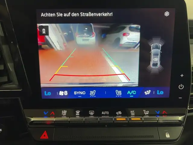 Renault Austral view 15