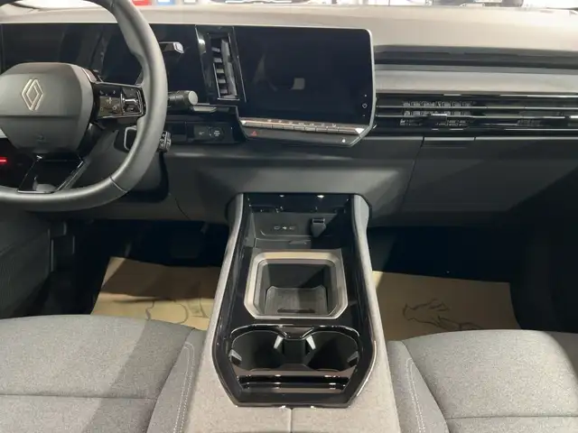 Renault Austral view 12
